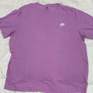 Nike Men's Lavender Short Sleeve Tee